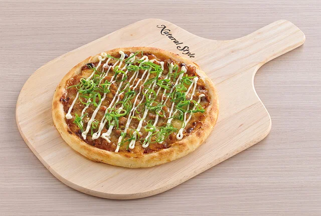 カルボナーラピザ