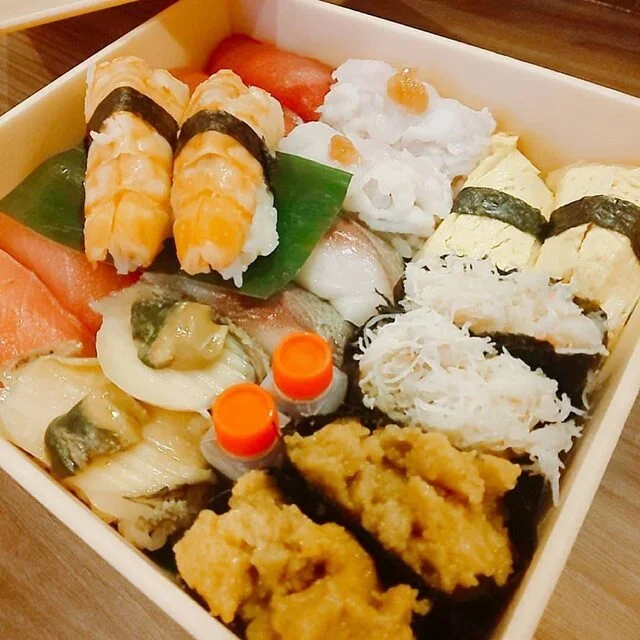 刺身盛り合わせ