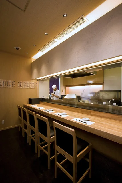 カウンター席