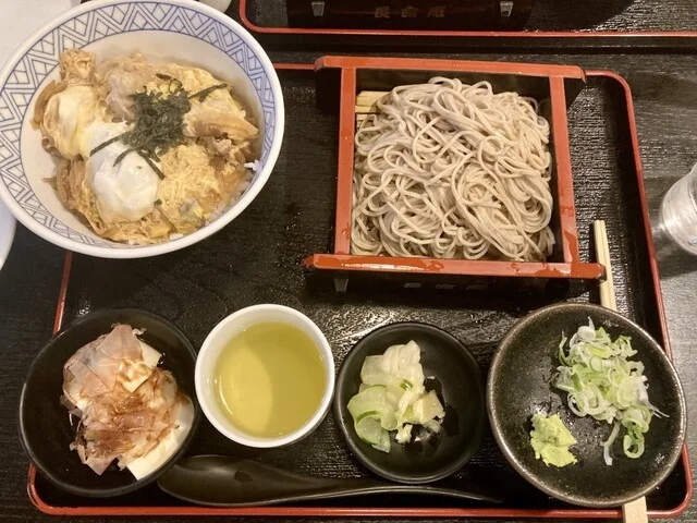 親子丼ランチ（ごまそば）