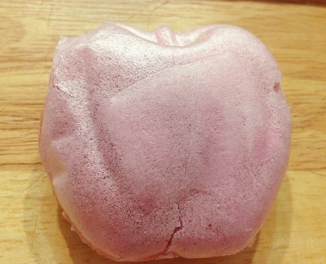 りんご最中（りんご白餡）