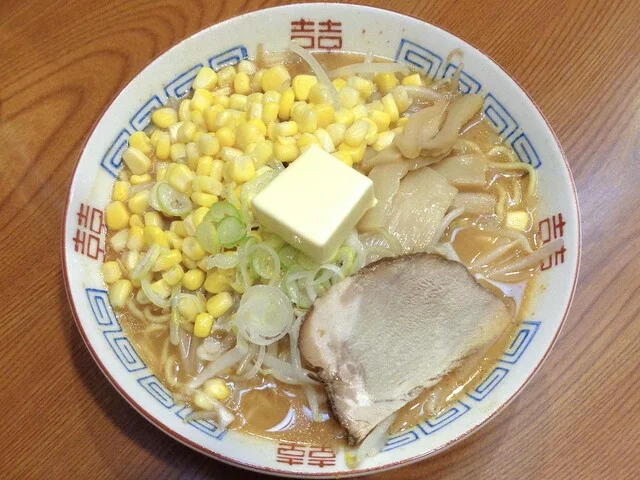 みそバターコーンラーメン