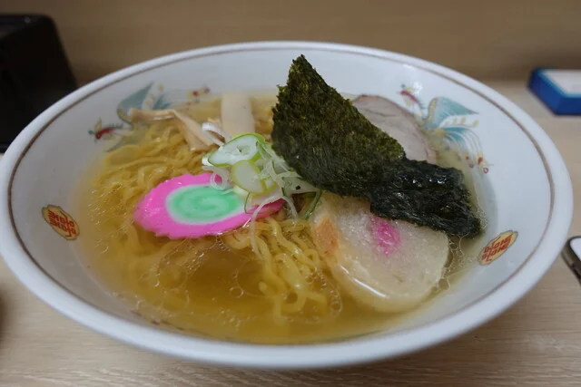 ラーメン信月（すすきの）｜ミシュラン獲得の絶品しょうがラーメン【深夜営業】