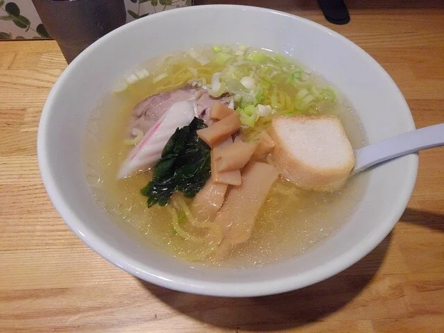 塩ラーメン