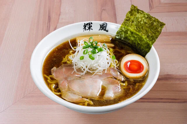生醤油ラーメン