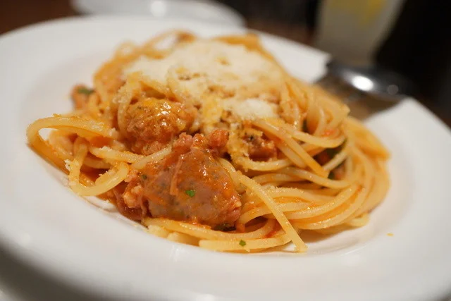 自家製ソーセージのスパゲティ