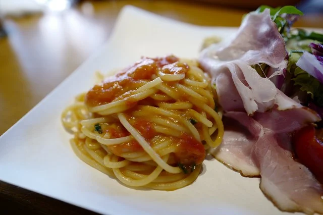 キオスコ（CHIOSCO）札幌大通｜マガーリ姉妹店の本格イタリアン＆デリカテッセン【ランチ1,200円台】