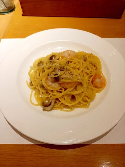 海老とキノコのビアンコ