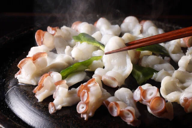 味処 北國屋｜札幌駅徒歩2分・元料亭料理長の活たこ石焼きが絶品の居酒屋