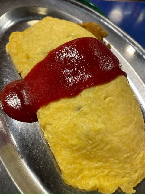 エビエビオムライス