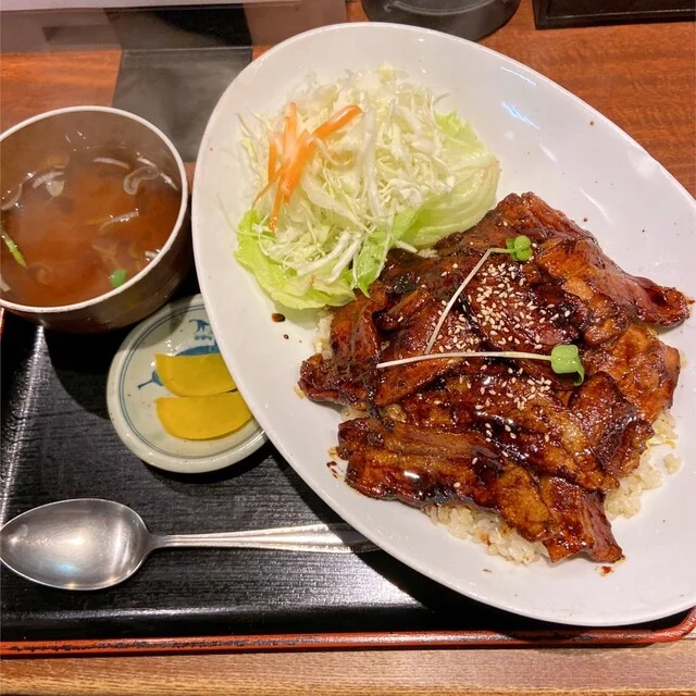 豚丼チャーハン
