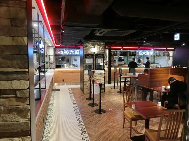 フードコート厨房