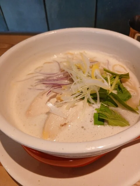 泡立ったスープ