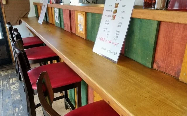 内観 カウンター席