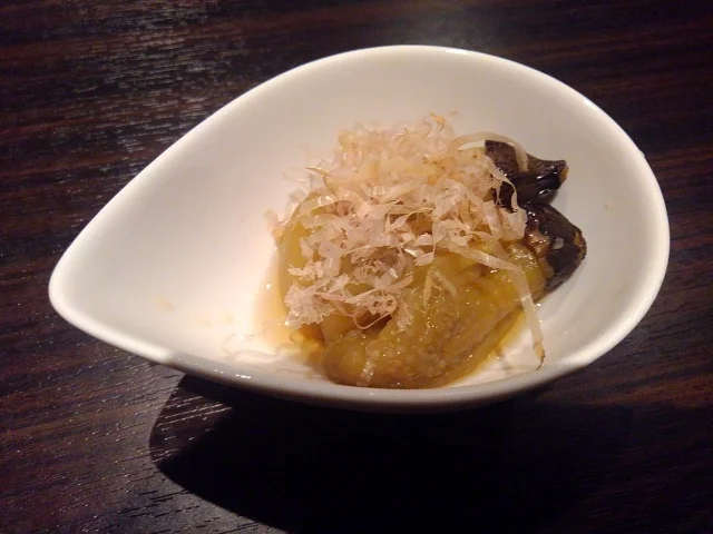 天然殻付きウニ