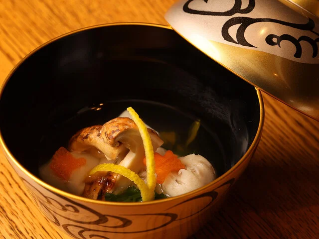 松茸と帆立真丈のお椀