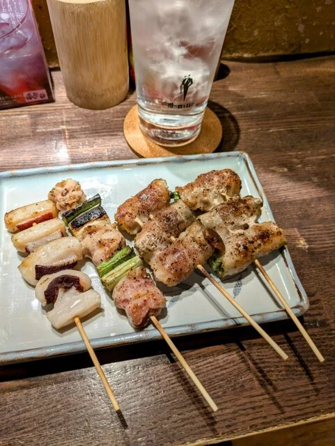 とりあえず焼き鳥4本