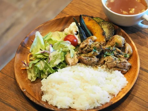 SEVEN TWO CAFE（セブン ツー カフェ） - 亘理（バー）の写真