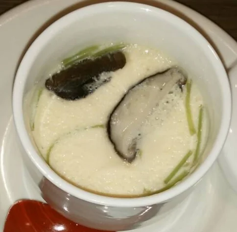 もっこり（居酒屋 貝の店） - 本八戸（海鮮）の写真