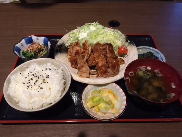 大衆酒場 居酒屋けん - 山下（ホルモン）の写真