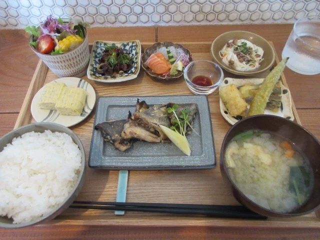 みちくさ食堂 - 逢隈（からあげ）の写真