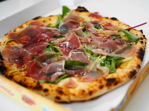 ディ タフ（DI TUFF） - 陸前赤井（ピザ）の写真