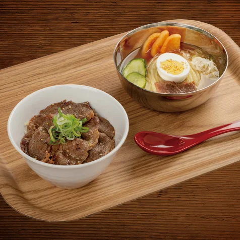 カルビ丼と冷麺 やま丼 - 長町南（丼）の写真