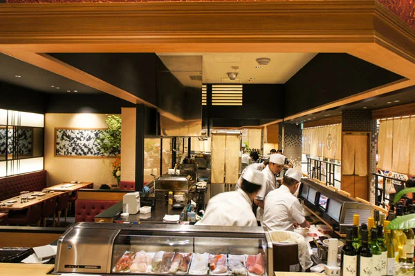 宮城の魚と赤酢のお寿司 魚が肴 仙台PARCO2店（【旧店名】ワイン・寿司・天ぷら 魚が肴） - あおば通（寿司）の写真