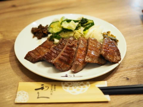 牛たん炭焼 利久 tekuteながまち店 - 長町（牛タン）の写真