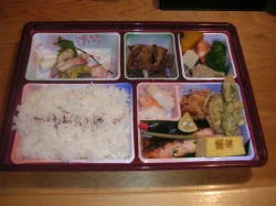 旬房楽楽 - 本八戸（日本料理）の写真