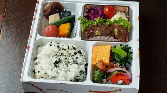 母屋（おもや） - 八木山動物公園（日本料理）の写真