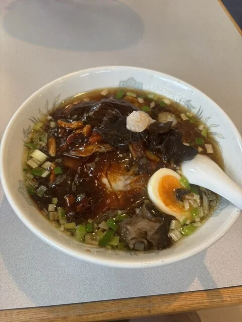 麺舞 琥珀 - 八戸（ラーメン）の写真
