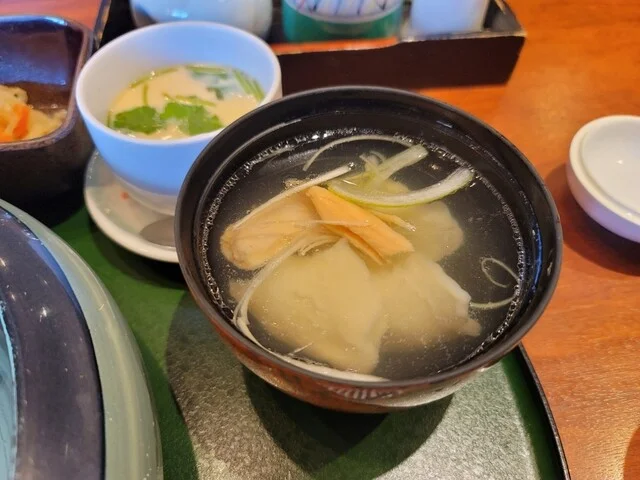 活魚・すし・和食処 やま文 - 陸奥湊（寿司）の写真