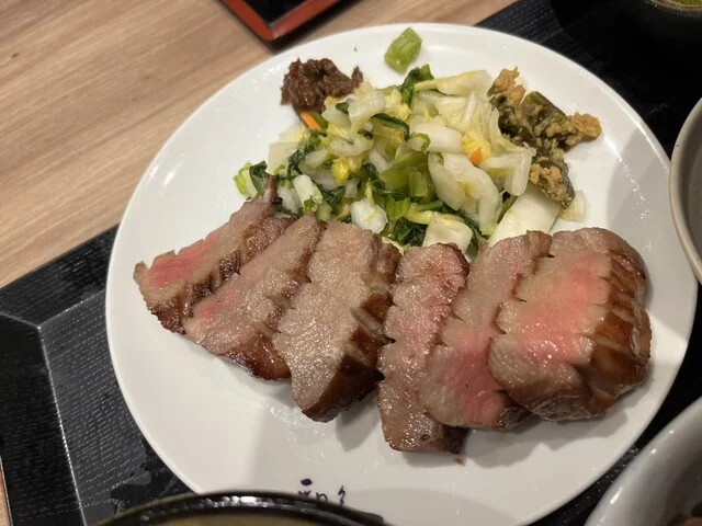 牛たん炭焼 利久 tekuteながまち店 - 長町（牛タン）の写真