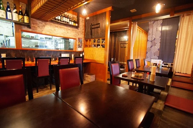 焼鳥と蕎麦 源治（【旧店名】ワインと日本酒 炭火串焼バル 源治） - 北四番丁（焼き鳥）の写真