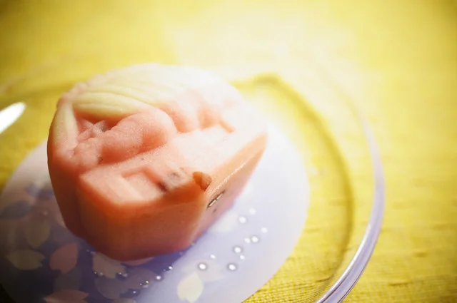 観世（かんぜ） - 中央弘前（和菓子）の写真