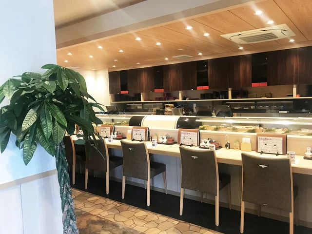 うまい鮨勘 ゆとろぎ長町郡山店（うまいすしかん） - 太子堂（回転寿司）の写真