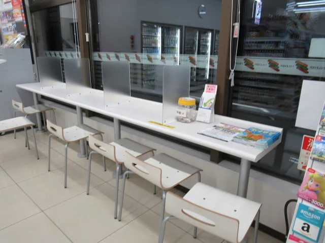 セブンイレブン 弘前城東中央4丁目店（SEVENELEVEN） - 弘前（コンビニ・スーパー）の写真