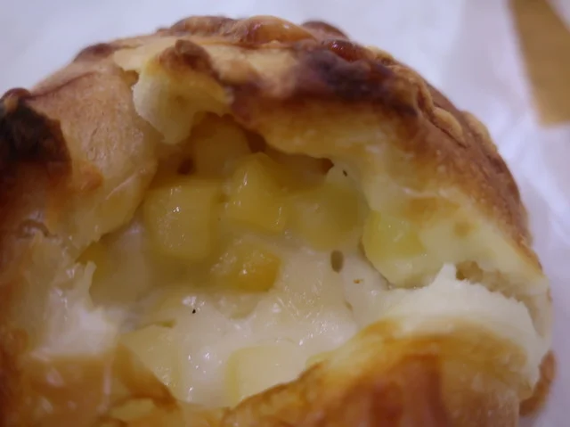 パン工場 青森店 - 筒井（パン）の写真