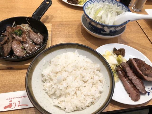 牛たん炭焼き 利久 泉中央店（ぎゅうたんすみやき りきゅう） - 泉中央（牛タン）の写真