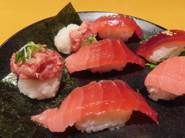 スシロー 八戸店 - 小中野（回転寿司）の写真