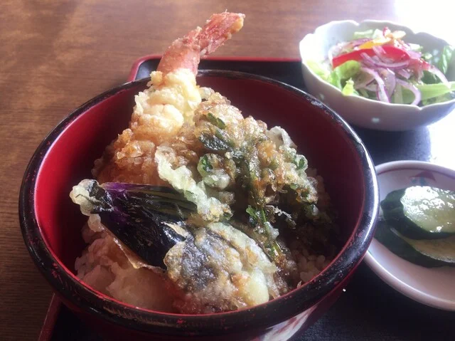 手打うどん屋伝七 - 浜吉田（うどん）の写真