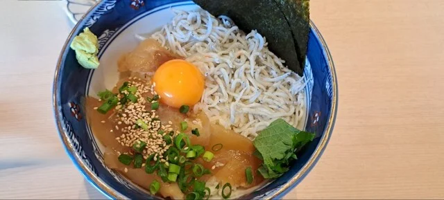 閖上海鮮丼せんしん - 美田園（海鮮丼）の写真