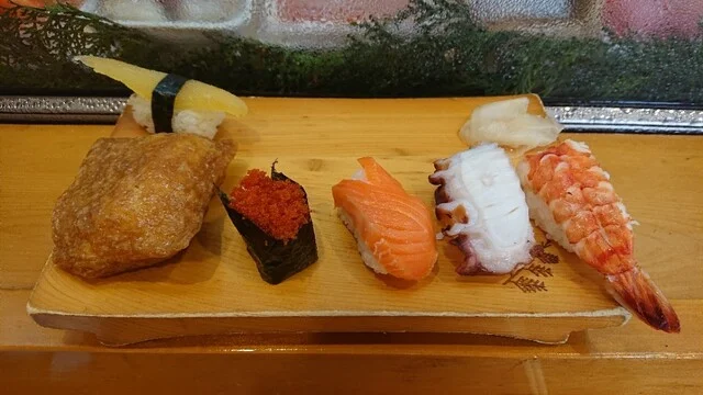 富寿司 - 宮城野原（寿司）の写真