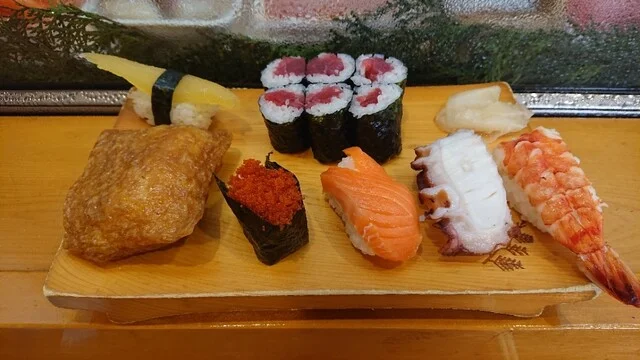 富寿司 - 宮城野原（寿司）の写真