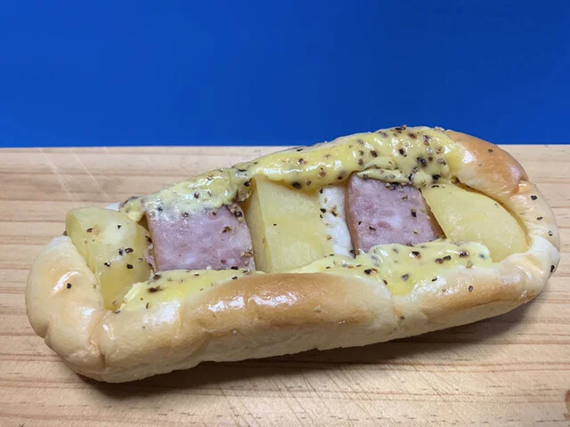 パン工場  利府店 - 新利府（パン）の写真