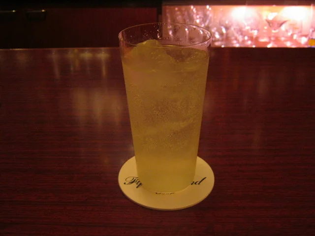 BAR 52nd （Ｆｉｆｔｙ Ｓｅｃｏｎｄ Ｂａｒ） - 本八戸（バー）の写真