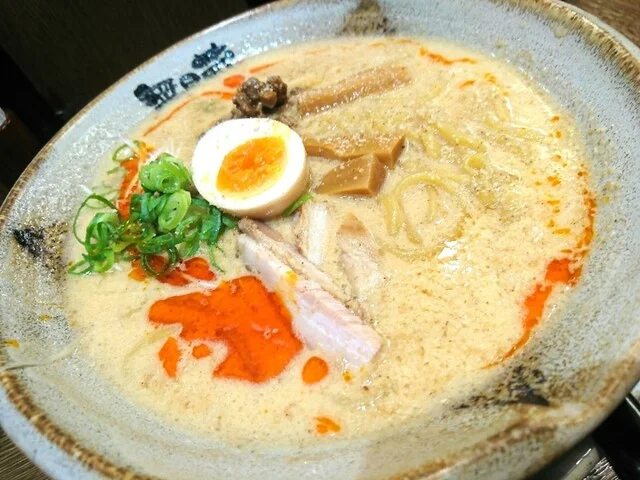 新潟らーめん 無尽蔵 味噌と出汁 なとり家（にいがたらーめん むじんぞう みそとだし） - 杜せきのした（ラーメン）の写真