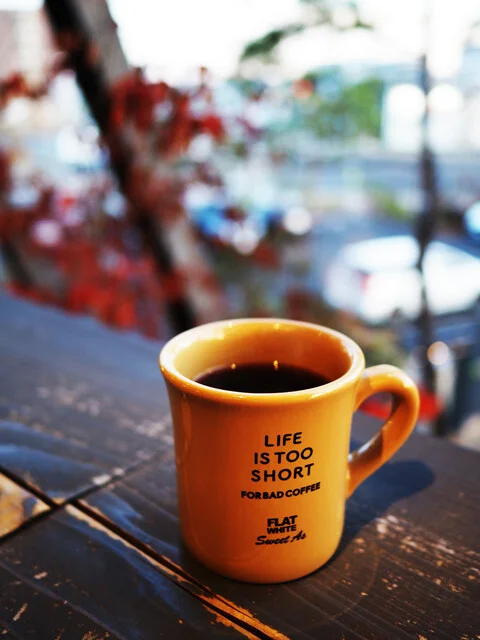 フラットホワイト コーヒー ファクトリー 荒井店（FLATWHITE COFFEE FACTORY） - 荒井（カフェ）の写真