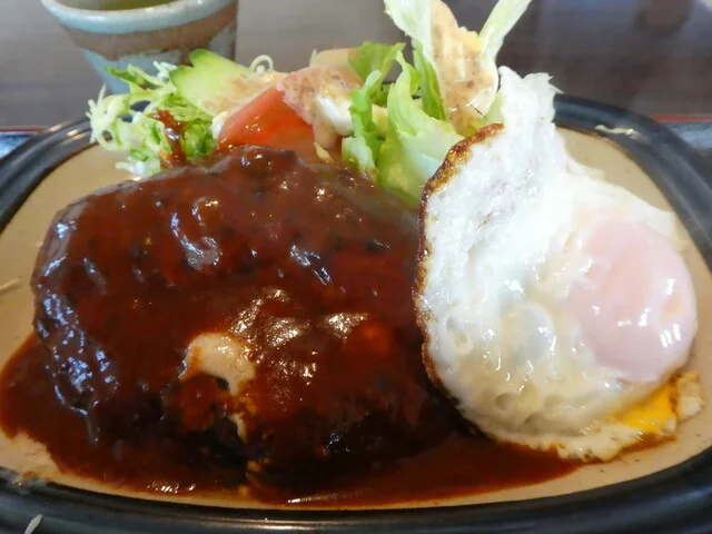 駒草 - 川崎町その他（ハンバーグ）の写真